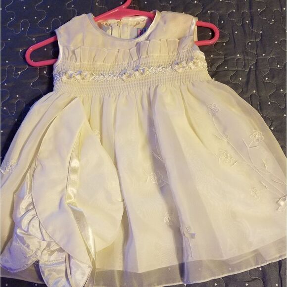 My Kids white dress with hat size 12 Month New - Picture 1 of 6